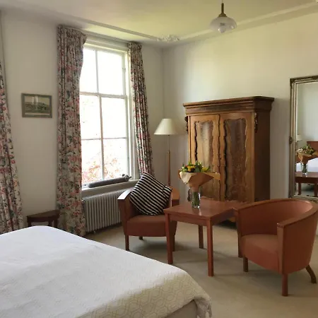 Kasteel Landgoed Crayenstein Bed & Breakfast